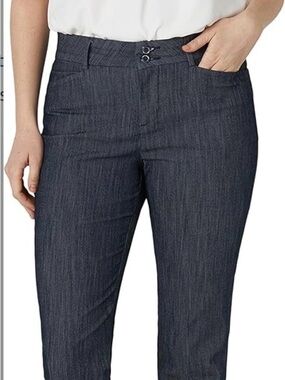 Women’s Lee Secretly Shaped Straight Leg Mid Rise Indigo Pants NWT Size 6 P